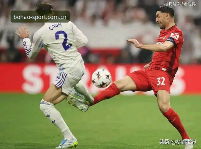 维拉3-0弗赖堡夺冠全面评测：埃梅里五夺欧联的战术账本与博澳体育App实战报告